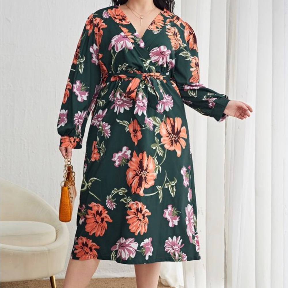 SHEIN | Plus Floral Print Lantern Sleeve Belted Dress